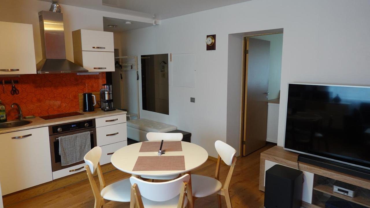 Cozy Telliskivi Apartment Near City Centre Tallinn Exteriér fotografie